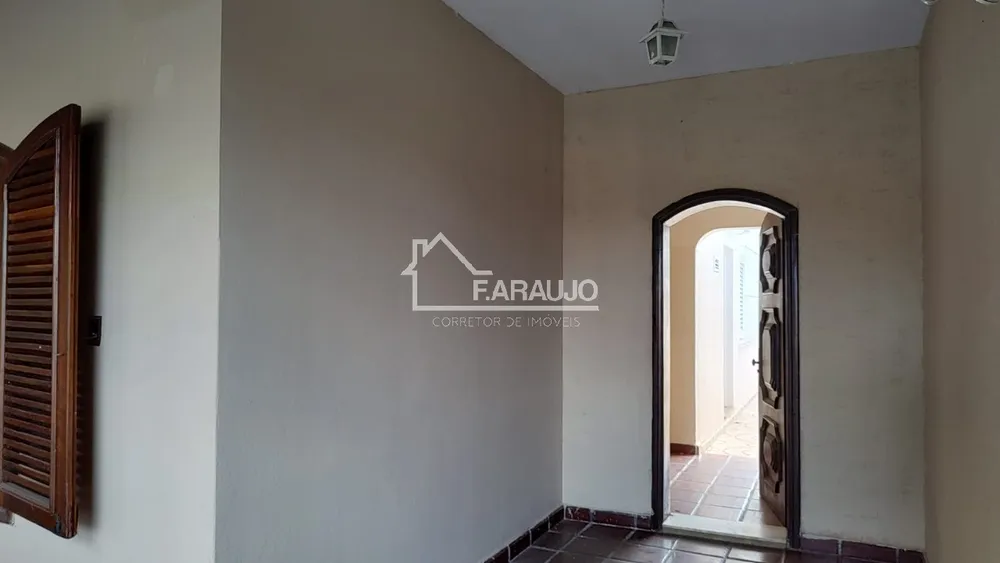 Casa, 4 quartos, 265 m² - Foto 15