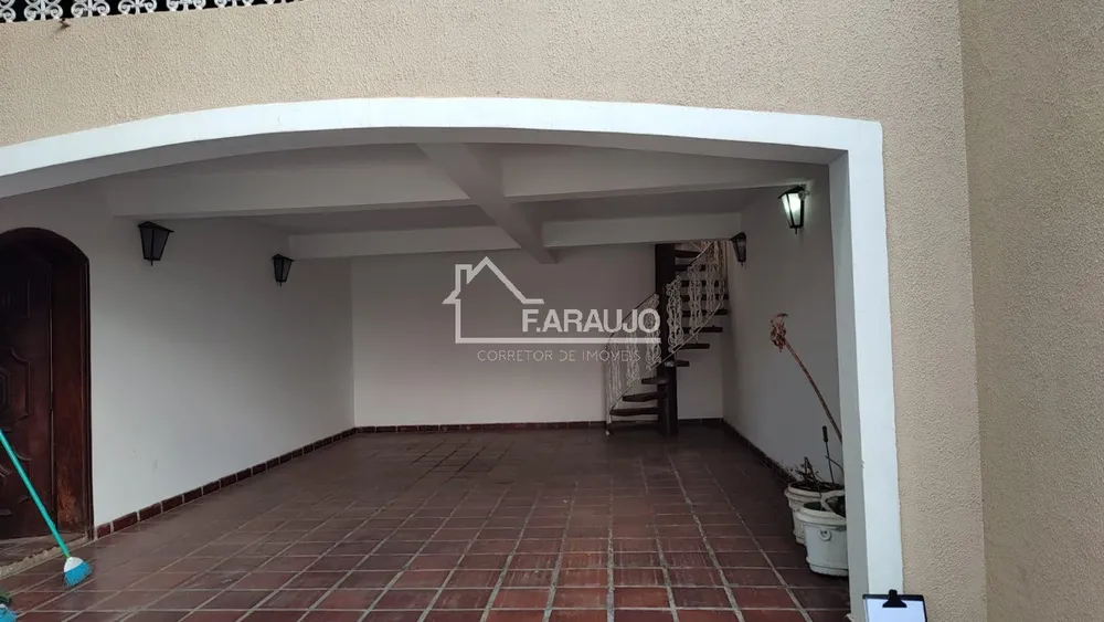 Casa, 4 quartos, 265 m² - Foto 16