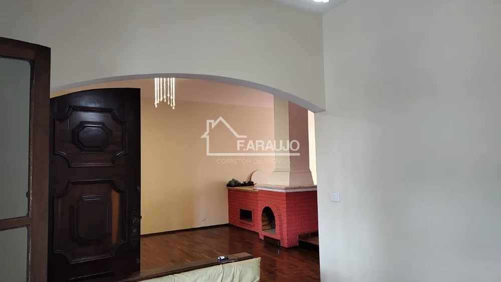 Casa, 4 quartos, 265 m² - Foto 10