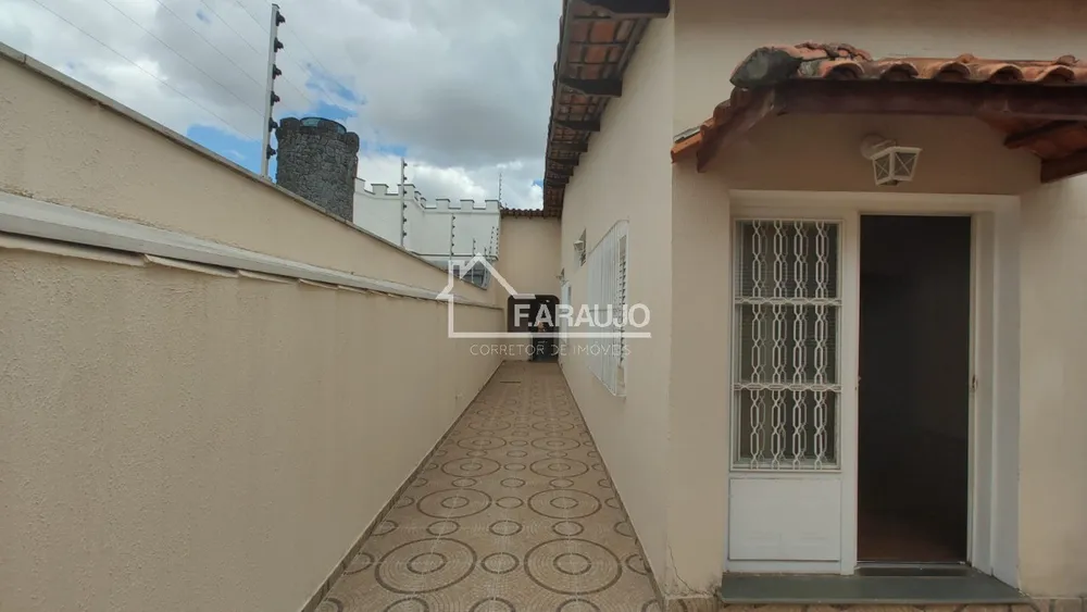 Casa, 4 quartos, 265 m² - Foto 3