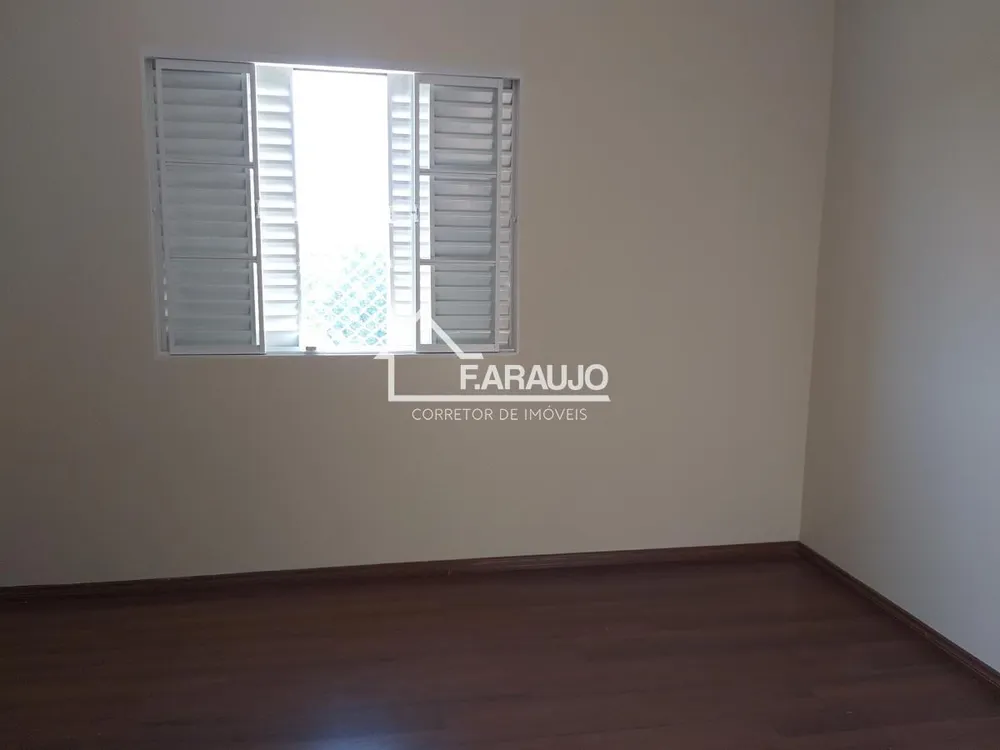 Casa, 5 quartos, 182 m² - Foto 8
