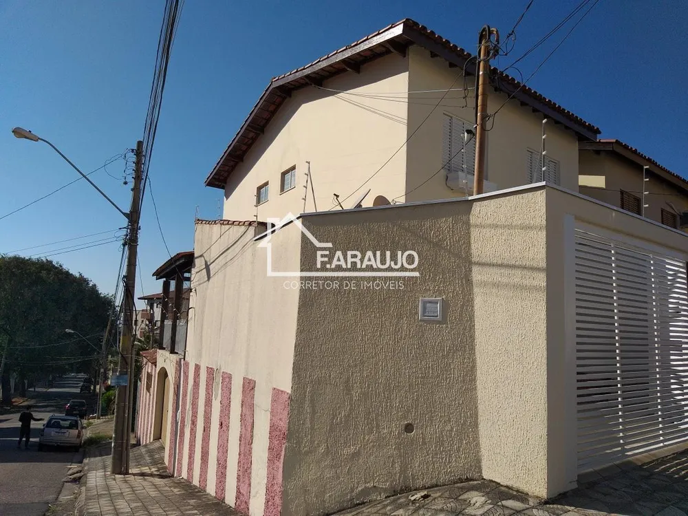 Casa, 5 quartos, 182 m² - Foto 2
