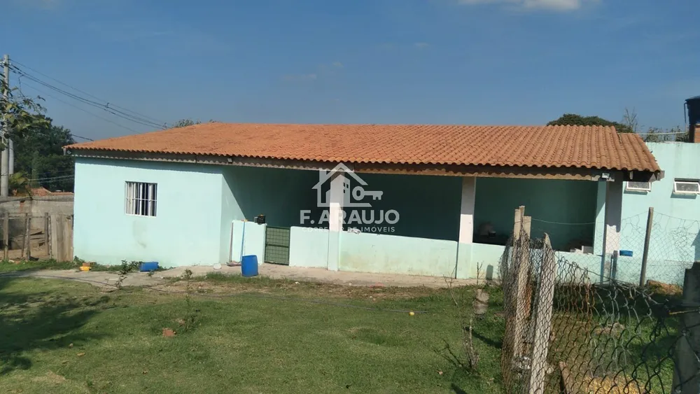 Chácara, 3 quartos, 2280 m² - Foto 9