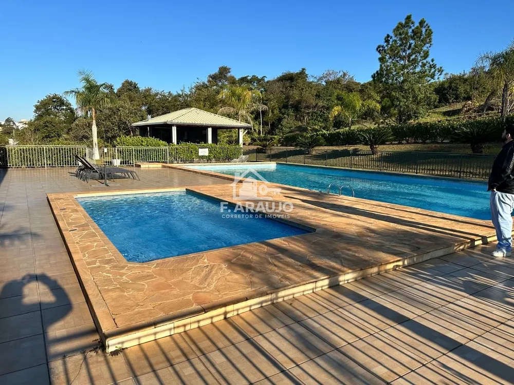 Loteamento e Condomínio, 800 m² - Foto 1