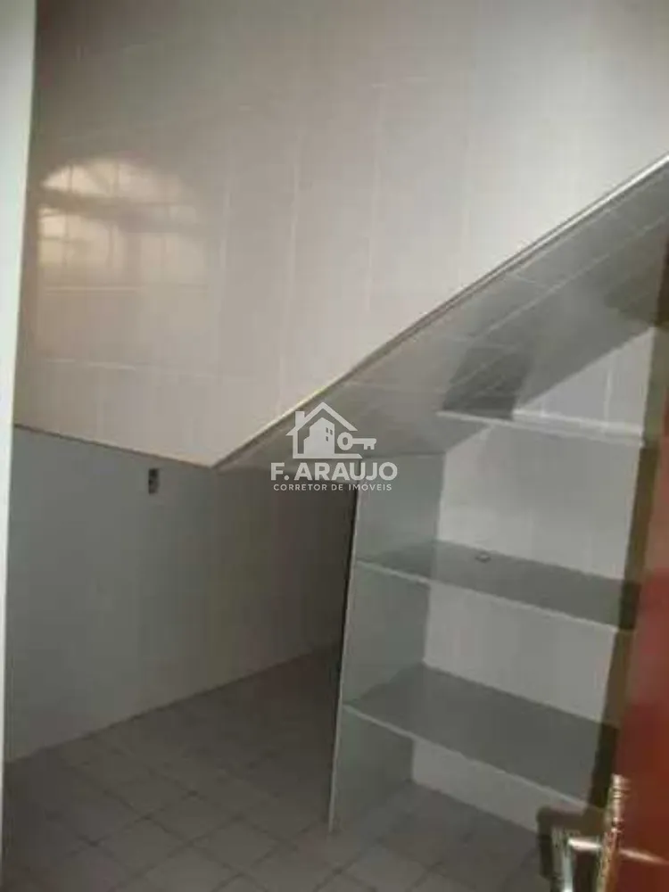 Casa, 5 quartos, 431 m² - Foto 4