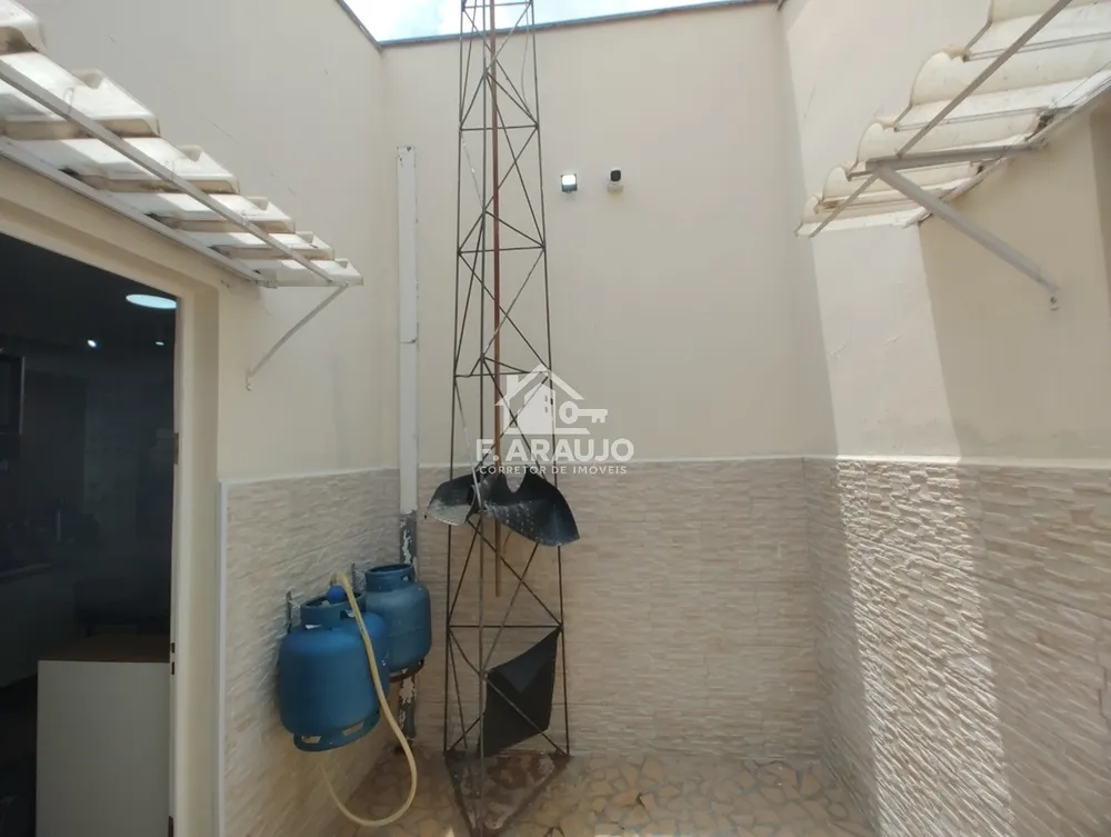 Casa, 4 quartos, 218 m² - Foto 10