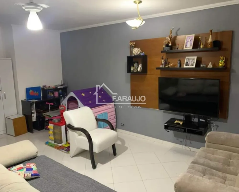 Apartamento, 3 quartos, 128 m² - Foto 2