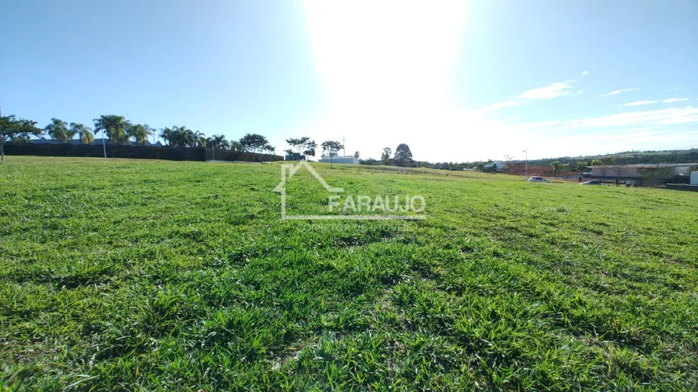 Loteamento e Condomínio, 1020 m² - Foto 1