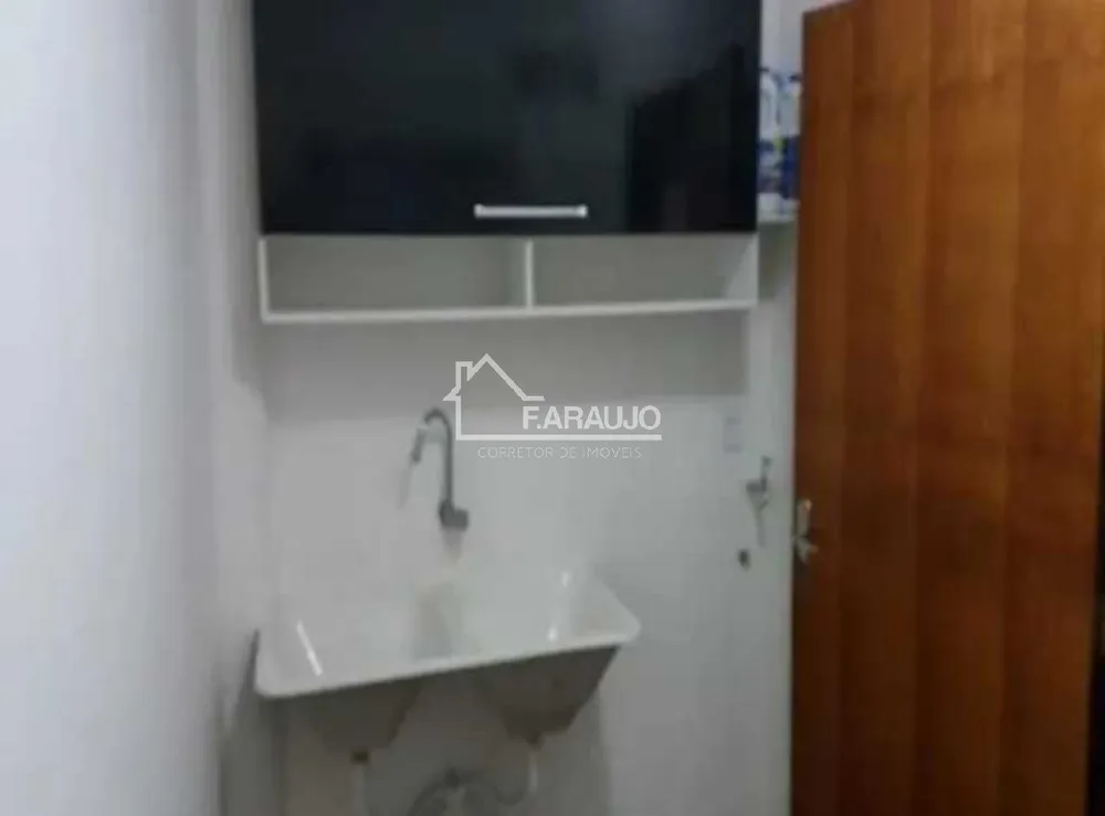 Casa, 5 quartos, 199 m² - Foto 3