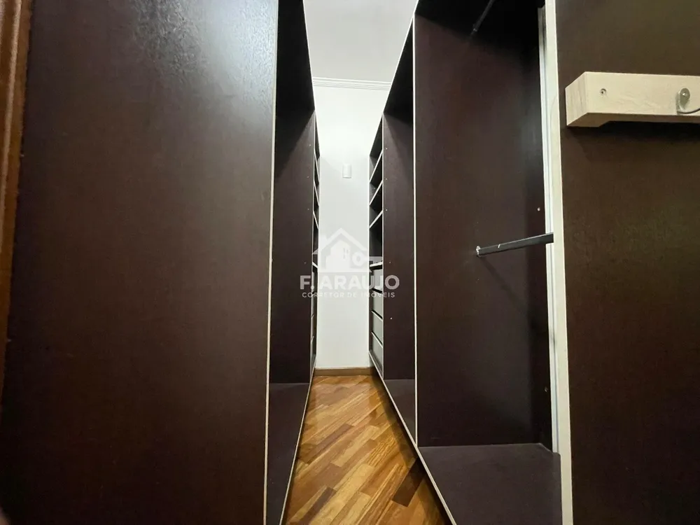 Casa, 4 quartos, 360 m² - Foto 9