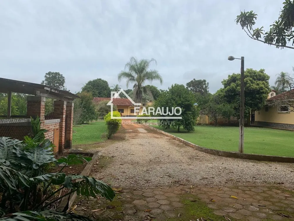 Chácara, 4 quartos, 6600 m² - Foto 1