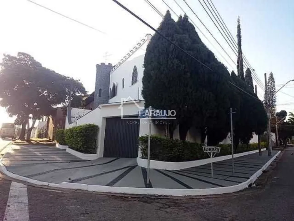 Casa, 3 quartos, 185 m² - Foto 2