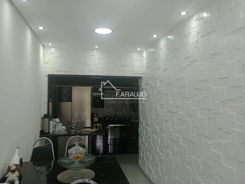 Casa, 3 quartos, 185 m² - Foto 3