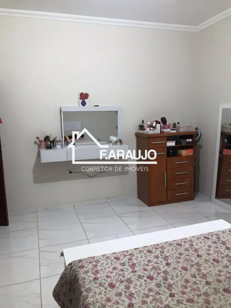 Casa, 3 quartos, 207 m² - Foto 9