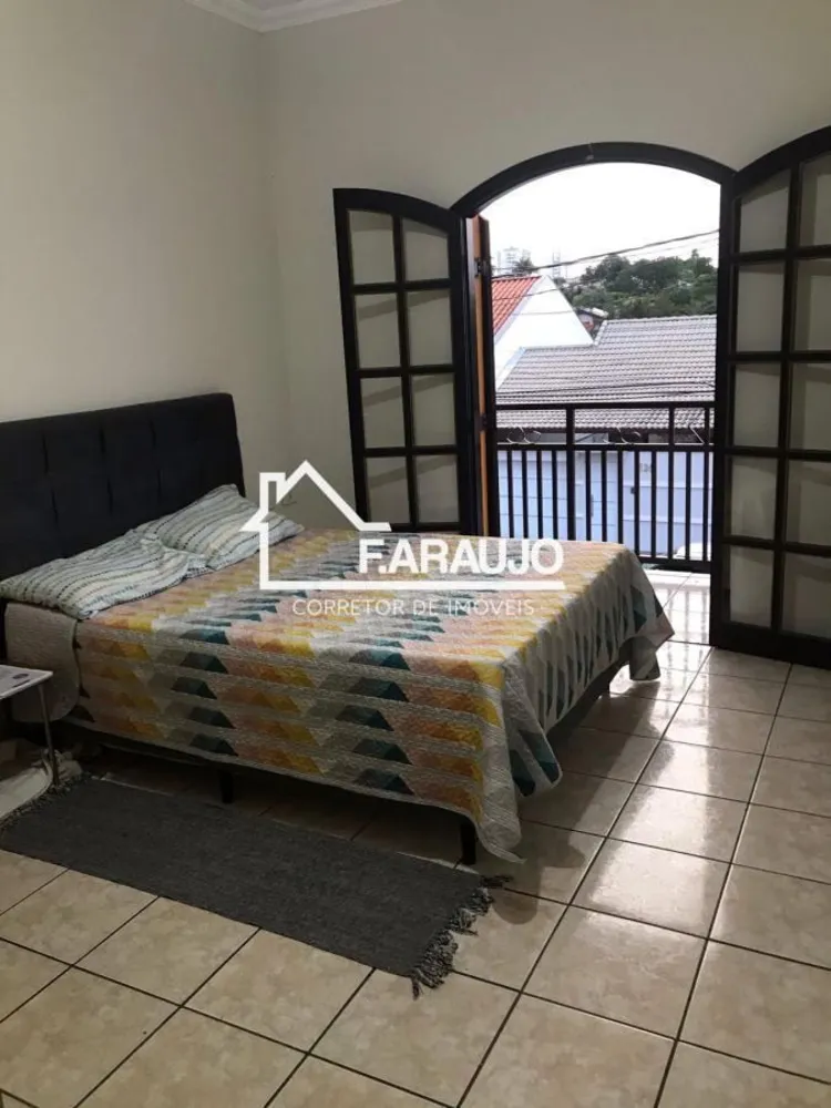 Casa, 3 quartos, 207 m² - Foto 6