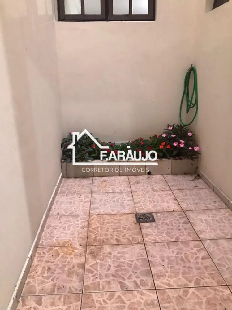 Casa, 3 quartos, 207 m² - Foto 3