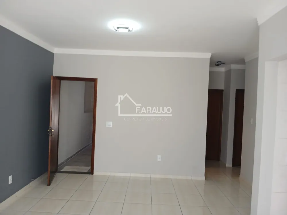 Casa, 3 quartos, 111 m² - Foto 3