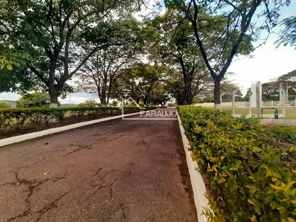 Loteamento e Condomínio, 800 m² - Foto 1