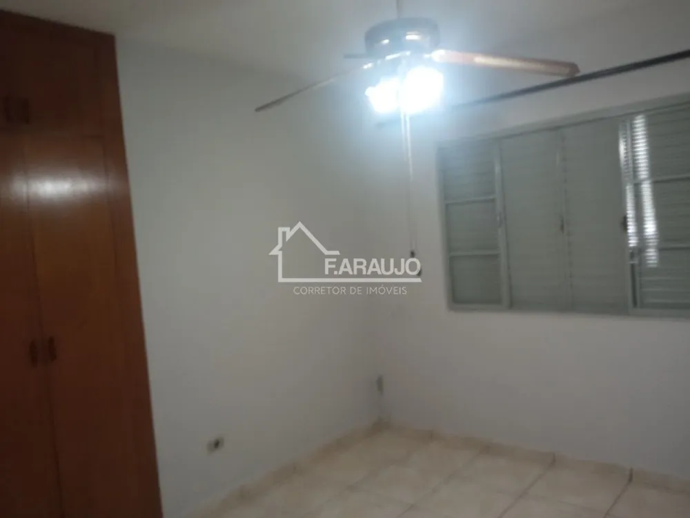 Casa, 4 quartos, 225 m² - Foto 9