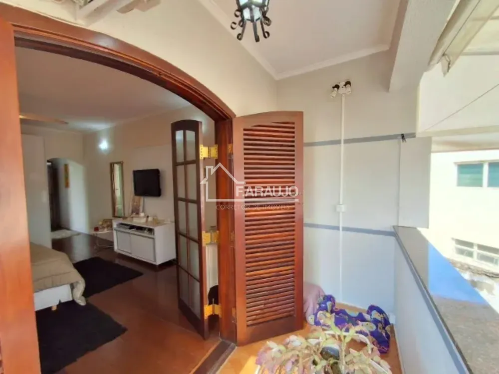 Casa, 3 quartos, 234 m² - Foto 3