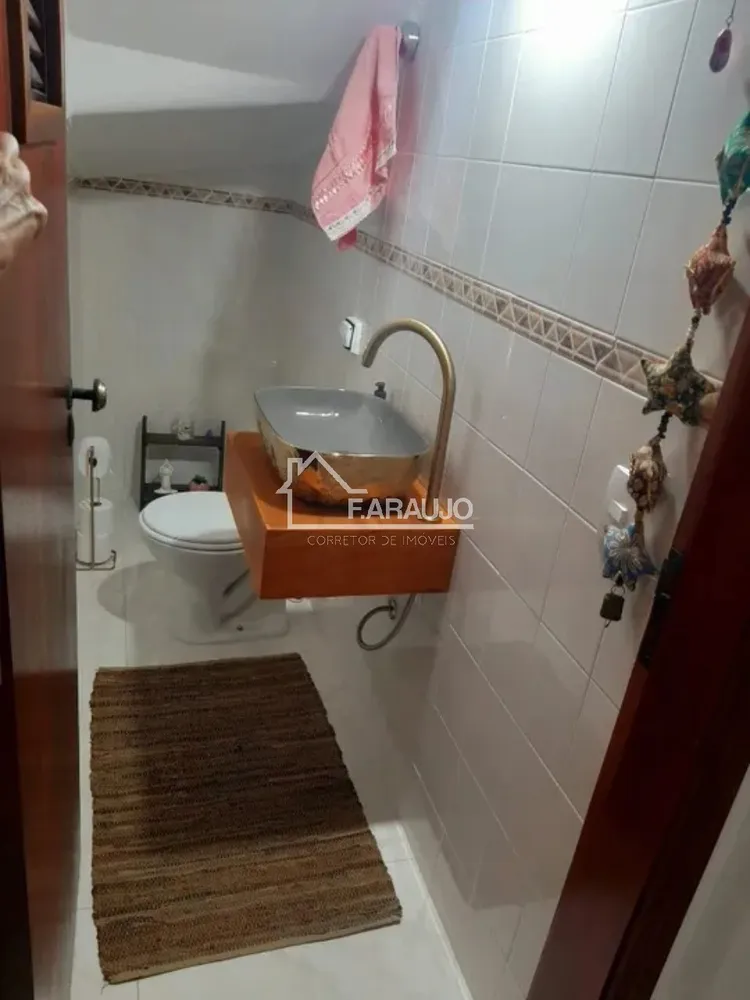 Casa, 3 quartos, 234 m² - Foto 11