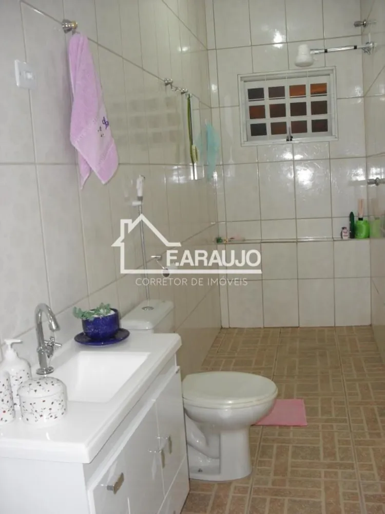 Casa, 3 quartos, 234 m² - Foto 9