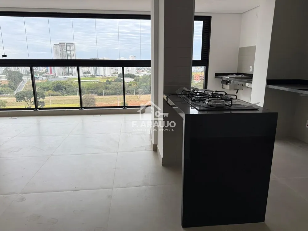 Apartamento, 3 quartos, 143 m² - Foto 2