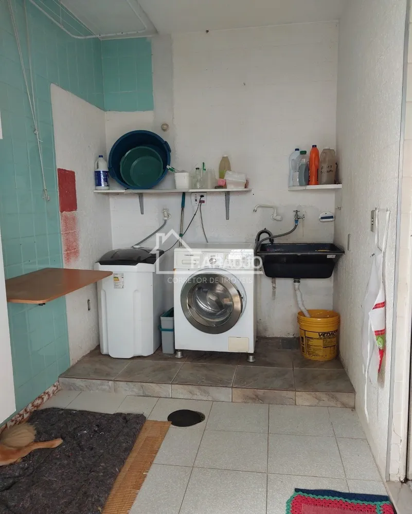 Casa, 5 quartos, 266 m² - Foto 9