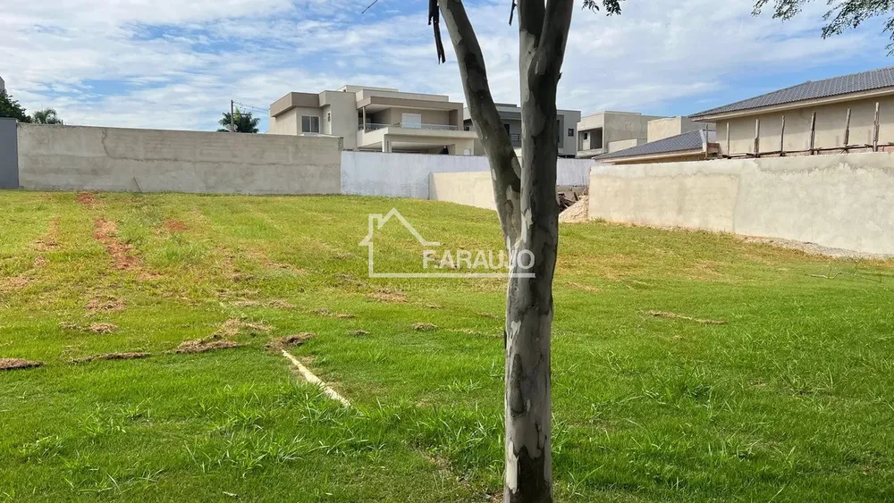 Loteamento e Condomínio, 720 m² - Foto 1