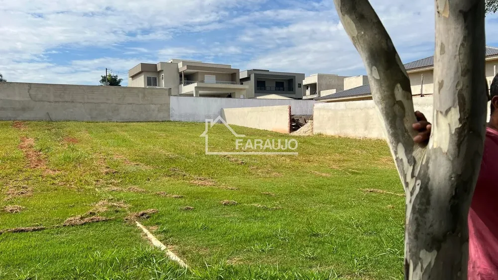 Loteamento e Condomínio, 720 m² - Foto 1