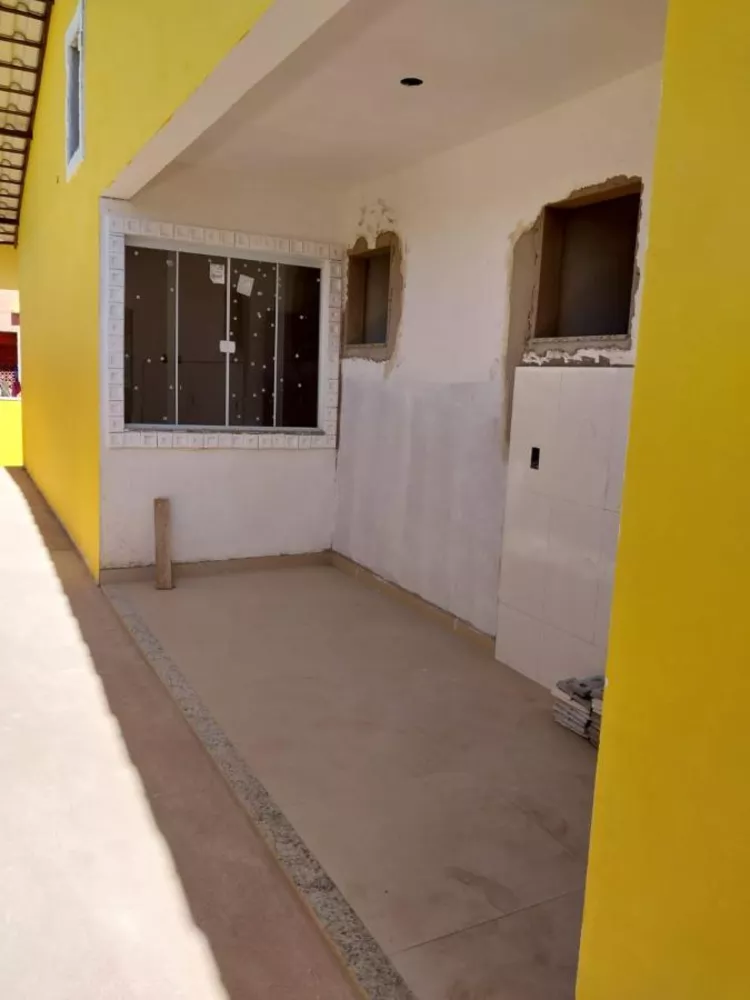 Casa à venda com 2 quartos, 240m² - Foto 2