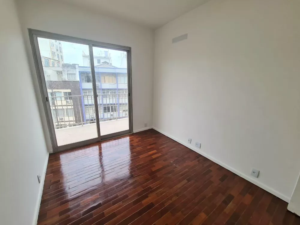 Apartamento à venda com 3 quartos, 100m² - Foto 1