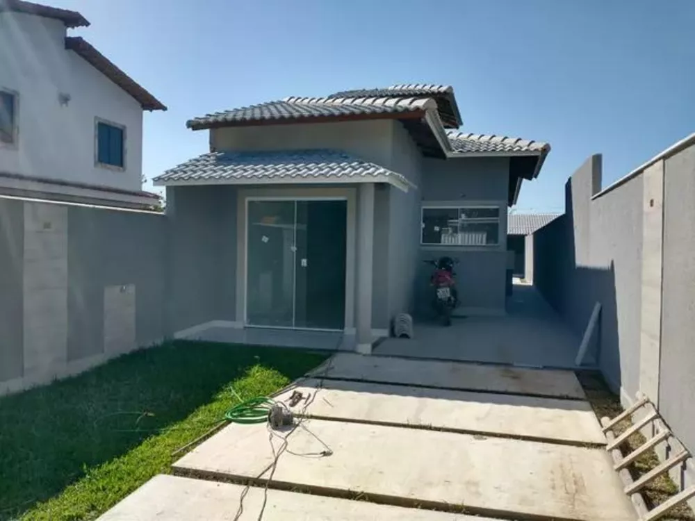 Casa à venda com 3 quartos, 280m² - Foto 1