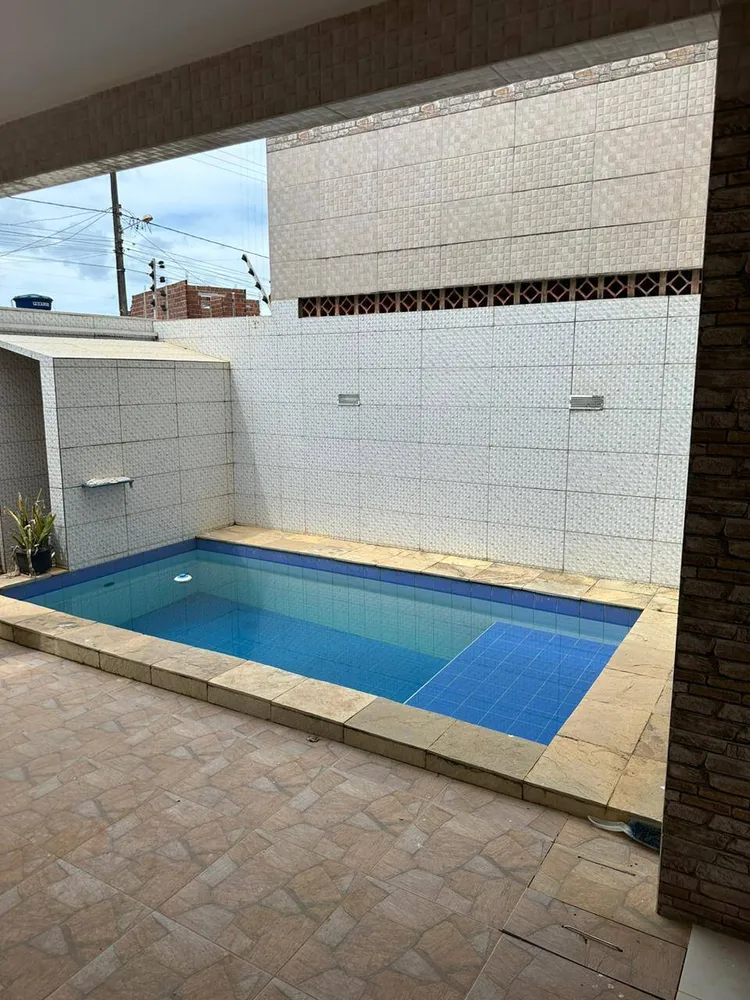 Casa, 3 quartos, 210 m² - Foto 2