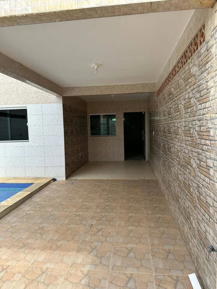 Casa, 3 quartos, 210 m² - Foto 1