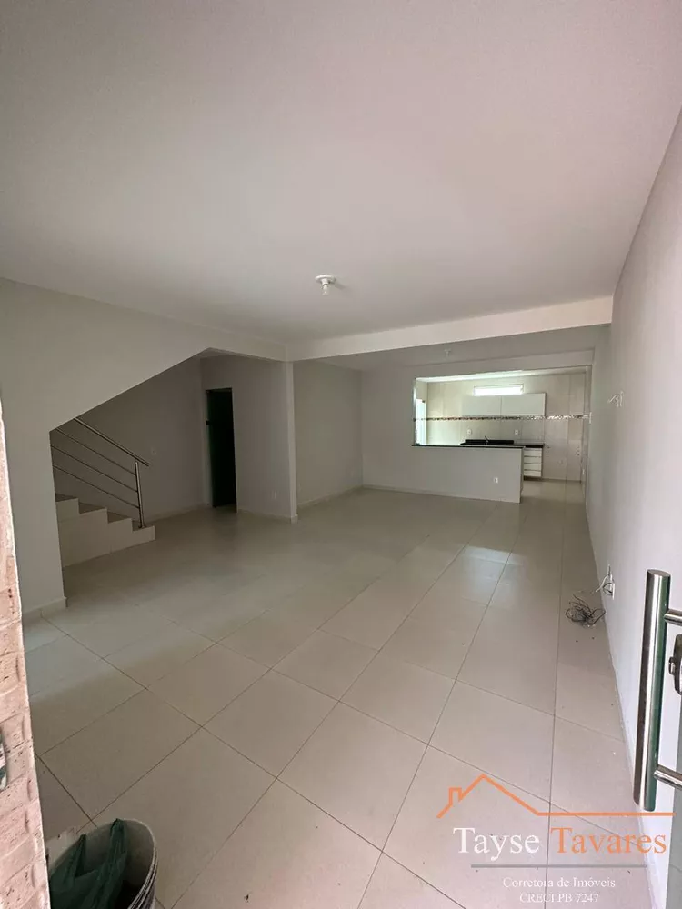 Casa à venda com 3 quartos, 210m² - Foto 5