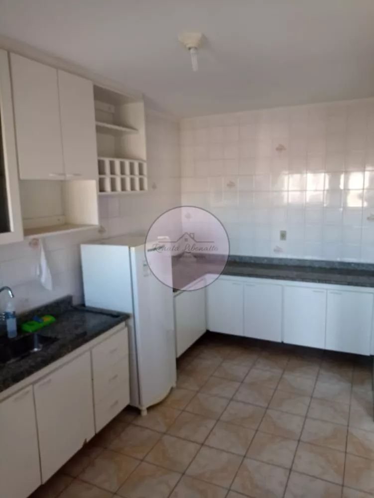 Apartamento à venda com 3 quartos, 150m² - Foto 4