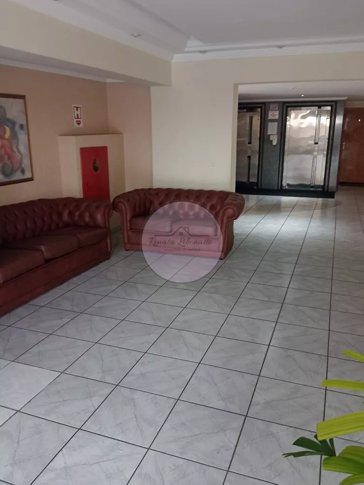 Apartamento à venda com 3 quartos, 150m² - Foto 3