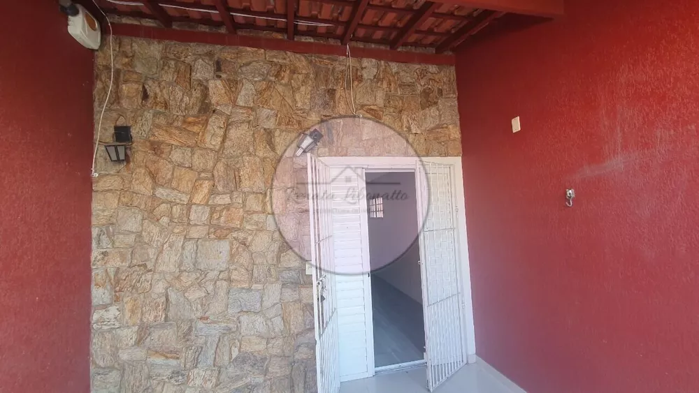 Casa à venda com 3 quartos, 121m² - Foto 2