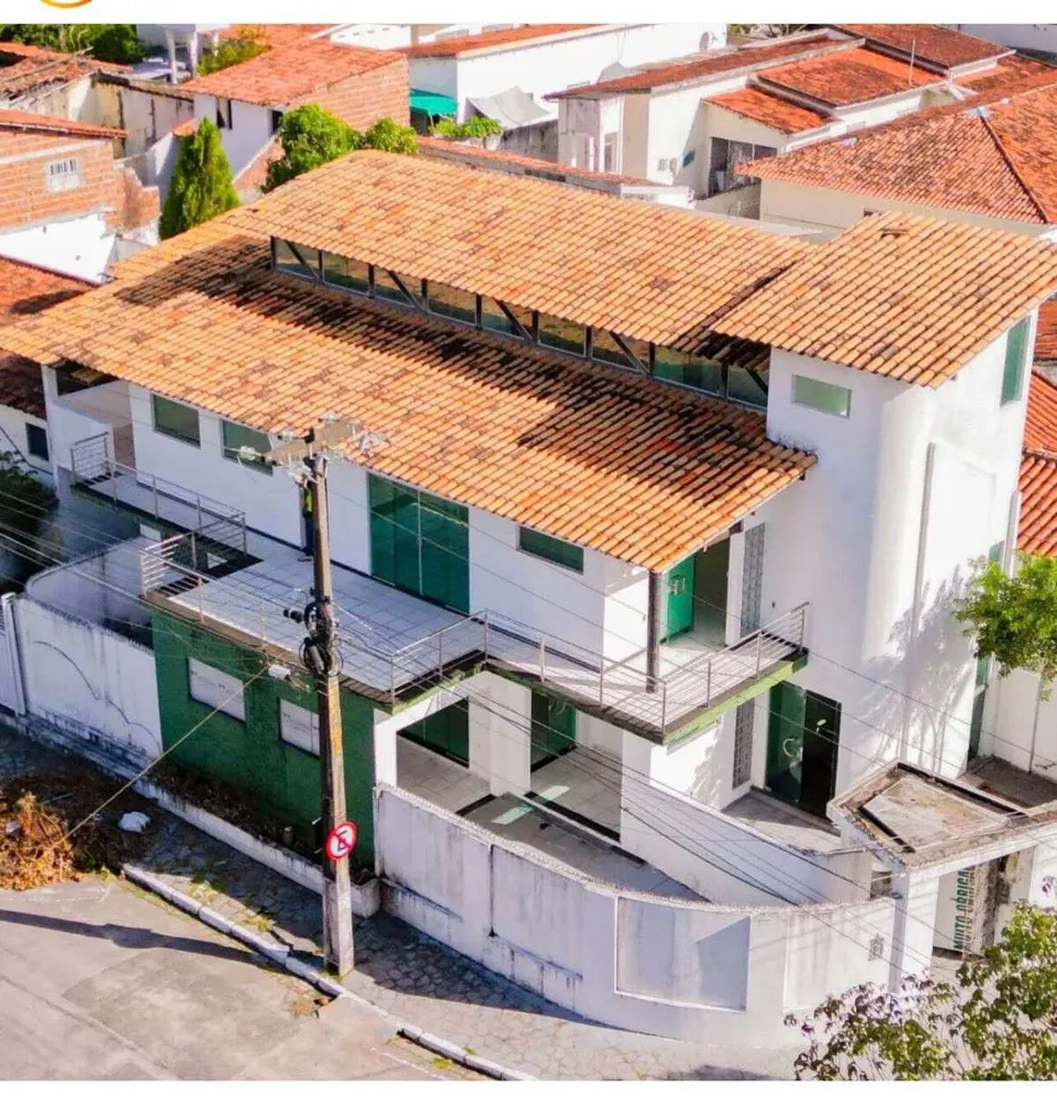 Casa, 5 quartos, 290 m² - Foto 4