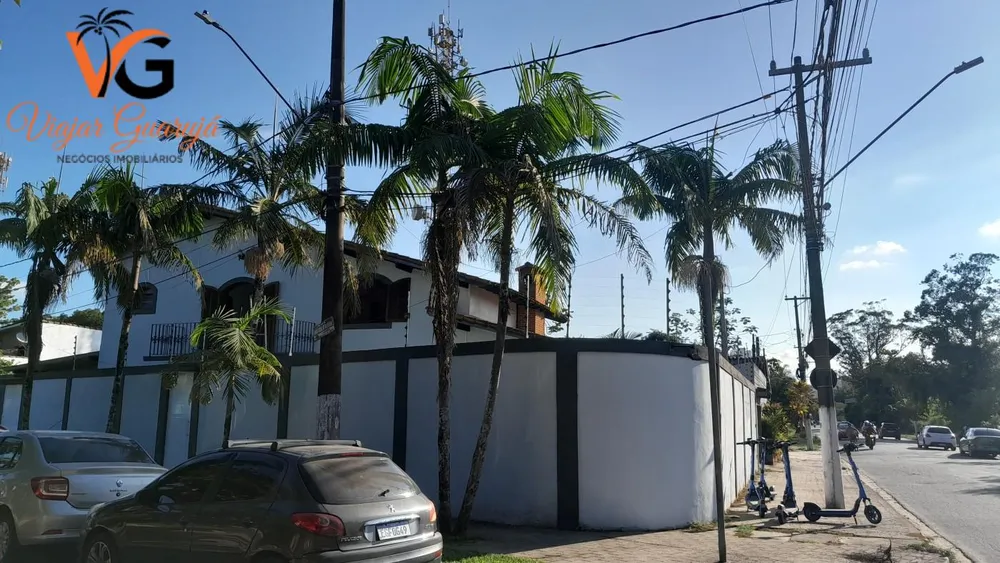 Casa, 3 quartos, 281 m² - Foto 2