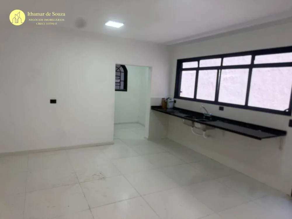 Sobrado, 3 quartos, 216 m² - Foto 3