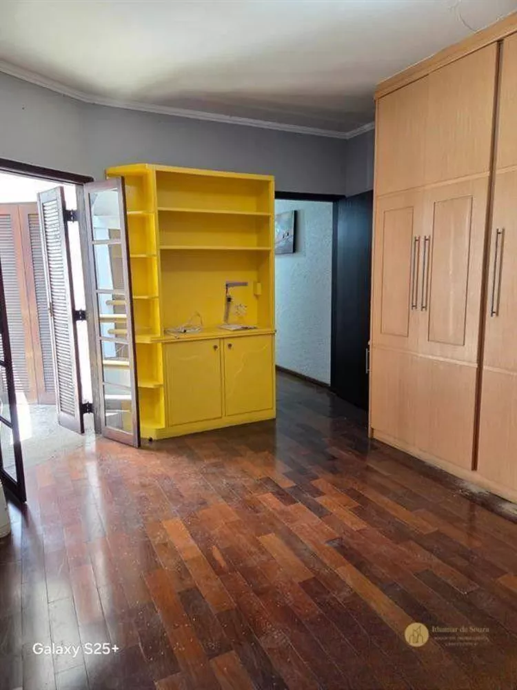 Sobrado, 3 quartos, 300 m² - Foto 1