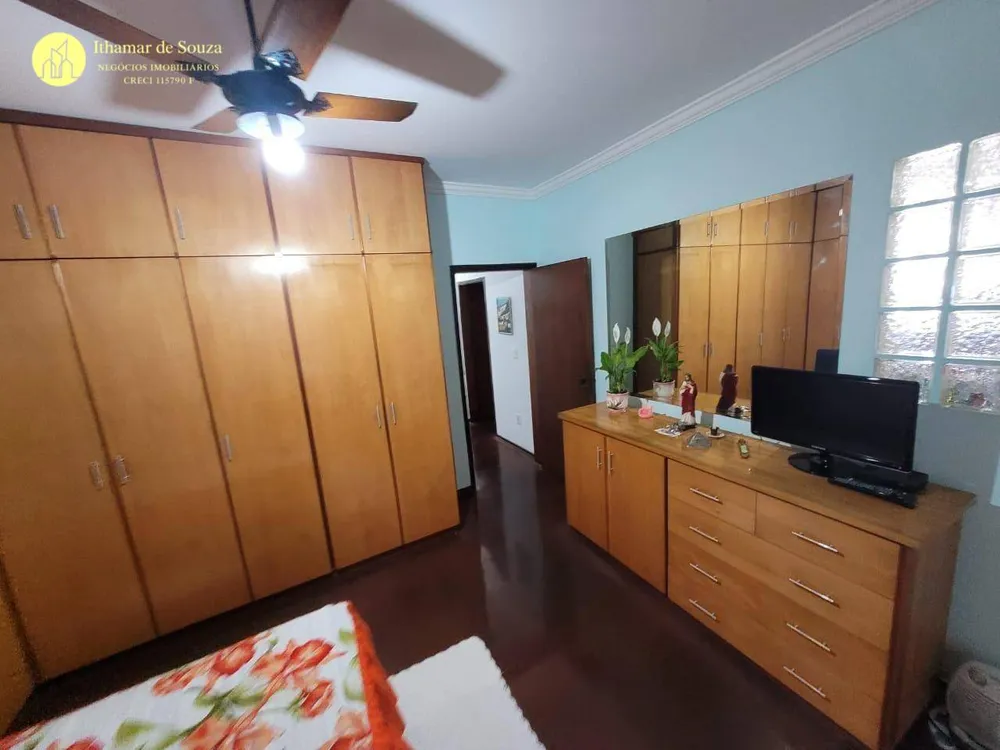 Casa, 3 quartos, 207 m² - Foto 15
