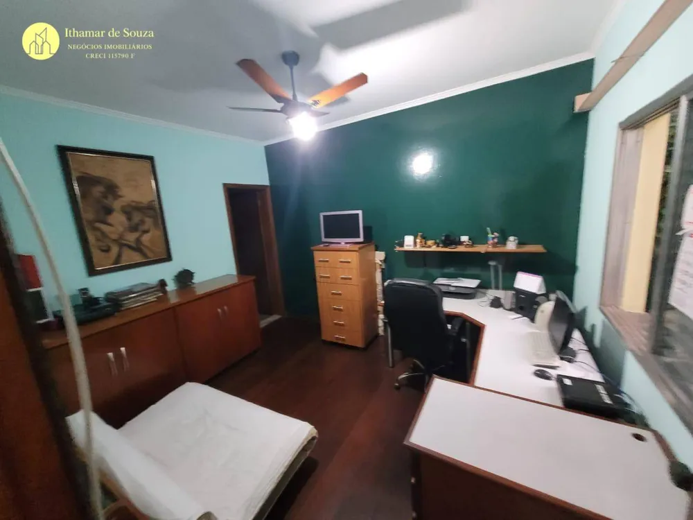 Casa, 3 quartos, 207 m² - Foto 3