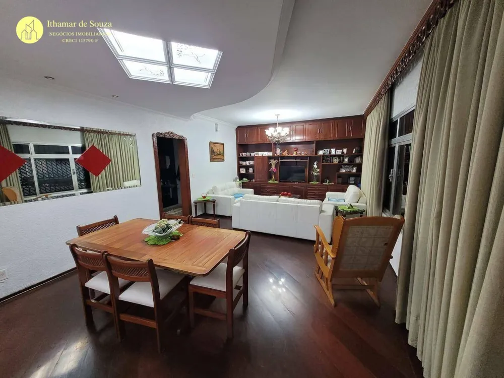 Casa, 3 quartos, 207 m² - Foto 2
