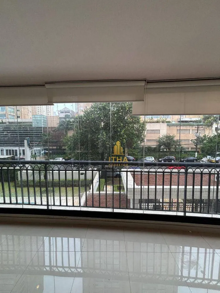 Apartamento, 3 quartos, 215 m² - Foto 8