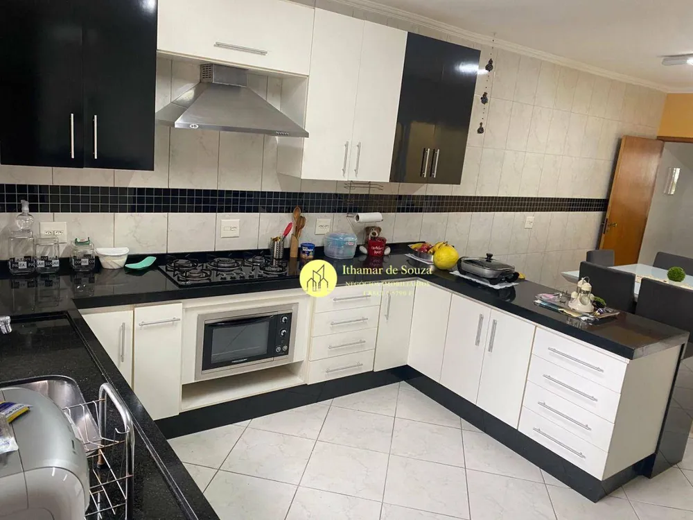 Sobrado, 3 quartos, 229 m² - Foto 4