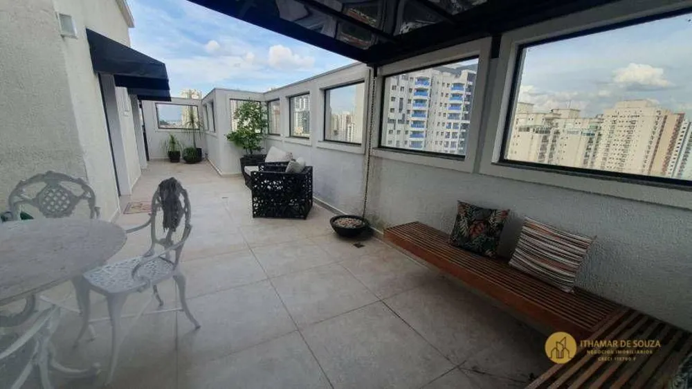 Cobertura, 3 quartos, 196 m² - Foto 2