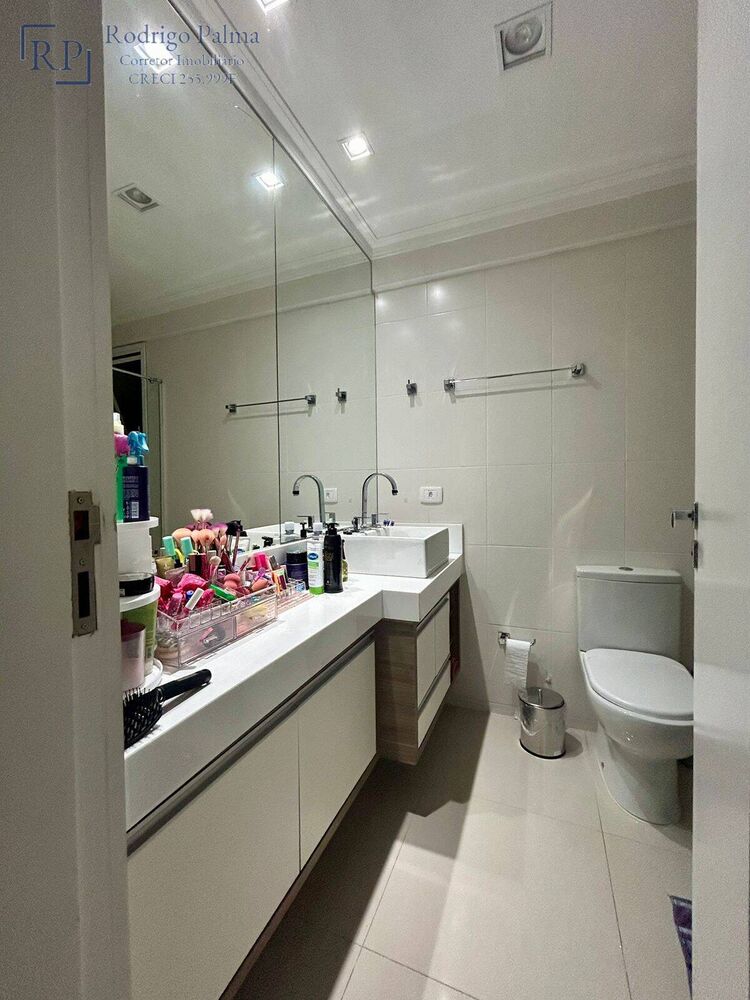 Apartamento para alugar com 3 quartos, 156m² - Foto 3